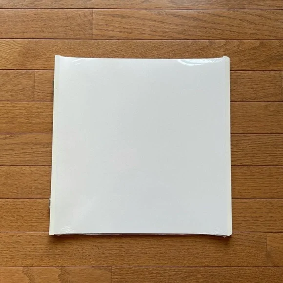 creative memories 12x12 white scrapbooking pages - Picture 2 of 2